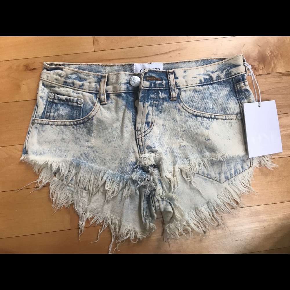 One Teaspoon Bonitas Shorts